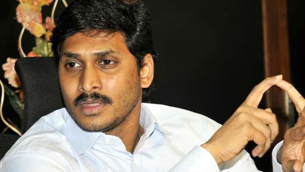 ജഗന്‍ റെഡ്ഡിക്ക് കുടുംബ കുരുക്ക്; അമ്മാവന്റെ കൊലപാതക കേസില്‍ മകള്‍ കോടതിയില്‍, ജഗന്‍ വാക്ക് മാറ്റി