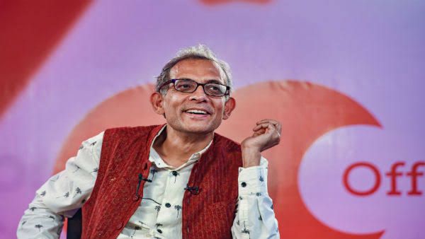 രാജ്യം സാമ്പത്തിക മാന്ദ്യത്തിലൂടെ കടന്ന് പോയേക്കാമെന്ന് അഭിജിത് ബാനര്‍ജി, മാന്ദ്യം ഉടനുണ്ടാകില്ല!!