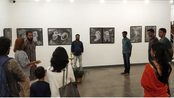 ലീനതാപം; സുധീഷ് പല്ലിശ്ശേരിയുടെ ചിത്രപ്രദർശനത്തിന് ചിത്രകലാ പരിഷത്ത് ആർട് ഗ്യാലറിയില്‍ തുടക്കമായി