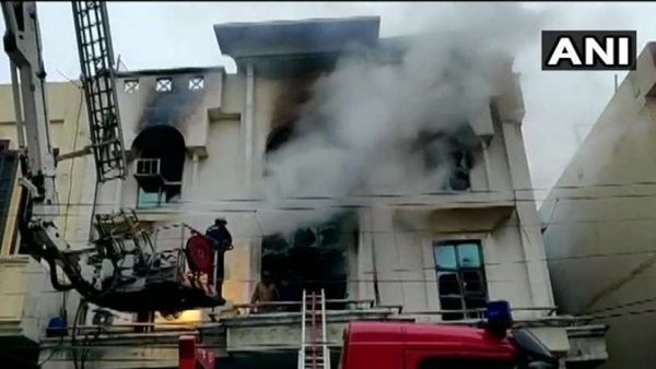 ദില്ലിയിലെ പേപ്പർ ഫാക്ടറിയിൽ തീപിടുത്തം, ഒരു മരണം