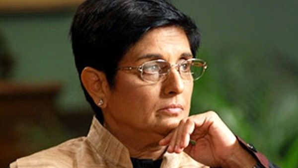 'നാസ റെക്കോര്‍ഡ് ചെയ്ത സൂര്യന്റെ ശബ്ദം ഓം'; വ്യാജ വീഡിയോ പങ്കുവെച്ച കിരണ്‍ ബേദിക്ക് പരിഹാസം