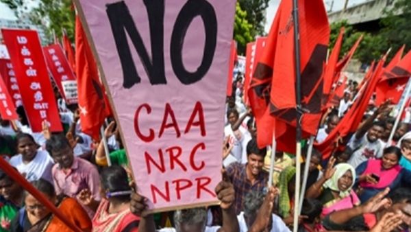 പ്രതിഷേധങ്ങള്‍ക്കിടെ എന്‍പിആര്‍ നടപ്പാക്കാന്‍ കേന്ദ്രം!! കേരളം എതിര്‍പ്പ് അറിയിക്കും