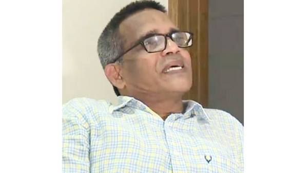 കണ്ണൂർ സർവകലാശാല അധികൃതർക്കെതിരെ പ്രിൻസിപ്പൽ ഗവർണ്ണർക്ക് പരാതി നൽകി