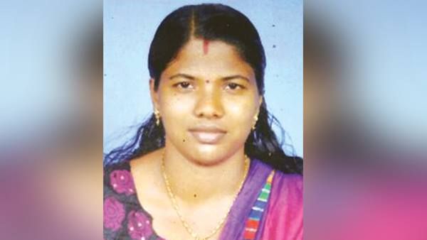 കണ്ണൂർ സെൻട്രൽ ജയിലിൽ തടവുകാരിയുടെ ആത്മഹത്യ: സസ്പെൻഷിനിലായ വനിതാ ജയിൽ ഉദ്യോഗസ്ഥരെ തിരിച്ചെടുത്തു