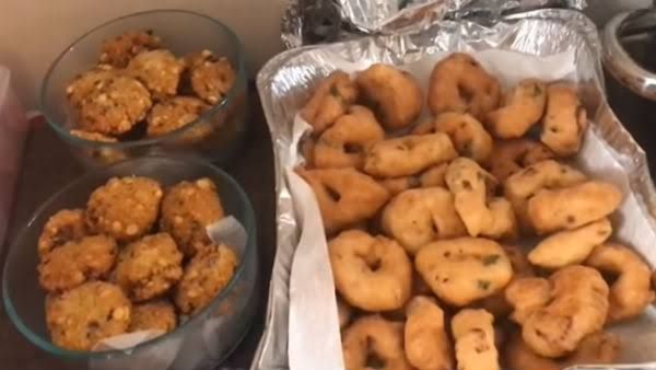 അടിമുടി പൊളിച്ചെഴുതി റെയിൽവേ മെനു: രണ്ട് ഇഡ്ഡലിക്ക് രണ്ട് വട എന്ന കോമ്പോക്കെതിരെ പ്രതിഷേധം