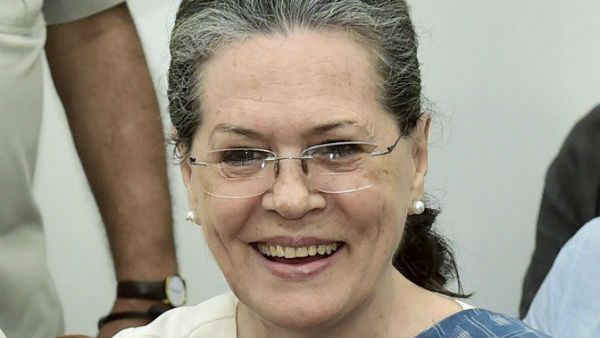 ദില്ലിയിലെ ദുഃഖം മാറ്റാന്‍ കോണ്‍ഗ്രസിന് കിടിലന്‍ അവസരം; ഏപ്രിലില്‍ നേട്ടം, ബിജെപിക്ക് എണ്ണം കുറയും