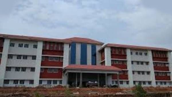 എൻഡോസൾഫാൻ ദുരിതബാധിതർക്ക് ആശ്വാസമേകാൻ കാസർകോട് മെഡിക്കൽ കോളേജ് പ്രവർത്തനമാരംഭിക്കുന്നു