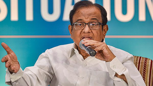 ഇന്ന് മതേതരത്വമെന്നാല്‍ ദേശവിരുദ്ധനും പാകിസ്താന്‍ ഭാഷ സംസാരിക്കുന്നയാളുമെന്ന് പി ചിദംബരം