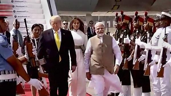 ട്രംപ് ഇന്നേ വരെ സസ്യാഹാരം കഴിക്കുന്നത് കണ്ടിട്ടില്ല, ഭക്ഷണത്തിന്റെ കാര്യത്തില്‍ ആശങ്കയുമായി യുഎസ്!!