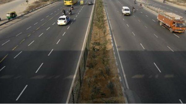 സംസ്ഥാന ബജറ്റ്; 5000 കിലോമീറ്റര്‍ റോഡുകളുടെ നിര്‍മാണം പൂർത്തിയാക്കും, 20985 ഡിസൈന്‍ റോഡുകള്‍!