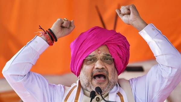 പൗരത്വ നിയമം പിന്‍വലിക്കാന്‍ സമ്മര്‍ദ്ദം ആരില്‍ നിന്ന്? ബിജെപിയെ കടന്നാക്രമിച്ച് ശിവസേന