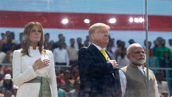 56% ഇന്ത്യക്കാരും ഡൊണാള്‍ഡ് ട്രംപിനെ പിന്തുണയ്ക്കുന്നു; ഒബാമയ്ക്ക് അടുത്ത്, സര്‍വെ റിപ്പോര്‍ട്ട്