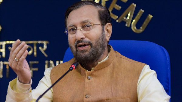 കോണ്‍ഗ്രസാണ് ബിജെപിയുടെ തോല്‍വിക്ക് കാരണം... ദില്ലിയില്‍ കുറ്റപ്പെടുത്തലുമായി പ്രകാശ് ജാവദേക്കര്‍!!