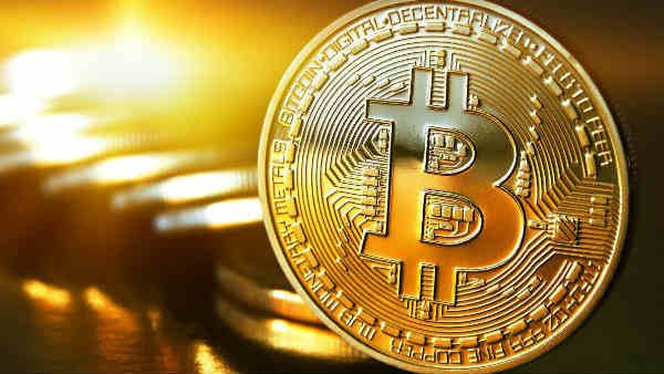 ബിറ്റ്‌കോയിന്‍ ഇടപാടുകാര്‍ക്ക് ആശ്വാസം; ക്രിപ്‌റ്റോകറന്‍സി ഇടപാടുകള്‍കള്‍ക്ക് സുപ്രീംകോടതി അനുമതി