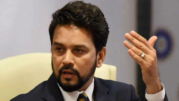 'മുന്‍പ് ഇറ്റാലിയൻ വനിത മോദിയെ അപമാനിച്ചു, ഇപ്പോള്‍ ഇറ്റാലിയ അമ്മയെ അപമാനിക്കുന്നു'; അനുരാഗ് താക്കൂർ