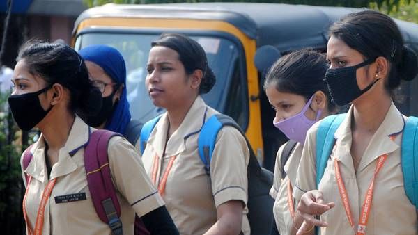 കൊറോണ​ വൈറസ്: ഇന്ത്യയില്‍ 31 പേര്‍ക്ക് രോഗബാധ, മലേഷ്യയില്‍ നിന്നെത്തിയ 45കാരന് രോഗം സ്ഥിരീകരിച്ചു!