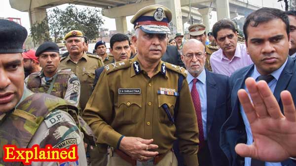 ദില്ലി കലാപത്തിനിടെ മാതാപിതാക്കള്‍ രണ്ട് വയസ്സുകാരിയെ കൈവിട്ടു... ഒടുവില്‍ രക്ഷിച്ചത് പോലീസ്!!!