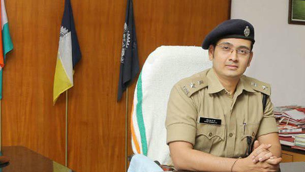 'ഇത് അടിയന്തരാവസ്ഥ കാലമല്ലെന്ന് യതീഷ് ചന്ദ്രയ്ക്ക് മുഖ്യമന്ത്രി പറഞ്ഞു കൊടുക്കണം'; രൂക്ഷ വിമർശനം