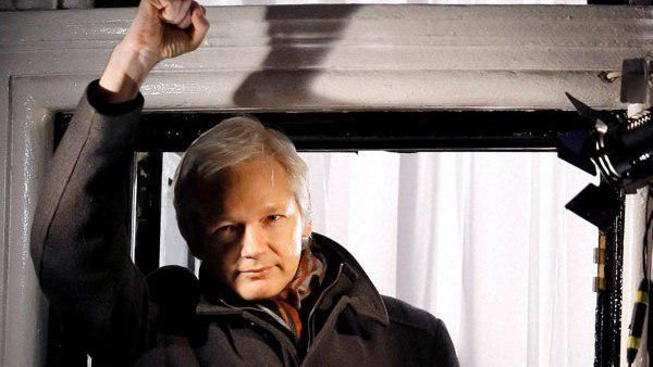 ഒളിവിൽ കഴിയവെ അസാഞ്ചസിന് അഭിഭാഷകയുമായി രഹസ്യബന്ധം; 2 കുട്ടികളുടെ പിതാവായെന്ന് റിപ്പോര്‍ട്ട്