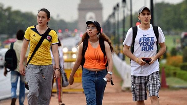 ഇന്ത്യയില്‍ കുടുങ്ങിയ വിദേശ ടൂറിസ്റ്റുകള്‍ക്കായി പ്രത്യേക പോര്‍ട്ടല്‍ ആരംഭിച്ച് ടൂറിസം മന്ത്രാലയം