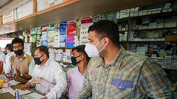 ജാഗ്രതൈ!! പനിക്കും ജലദോഷത്തിനും മരുന്ന് വാങ്ങിയാൽ സർക്കാർ 'റഡാറിൽ' കുടുങ്ങും