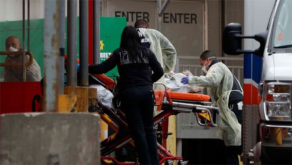 വെന്റിലേറ്ററില്‍ പ്രവേശിപ്പിച്ചാല്‍ മരിച്ച് വീഴും, ന്യൂയോര്‍ക്കിലെ ഞെട്ടിപ്പിക്കുന്ന റിപ്പോര്‍ട്ട്!!