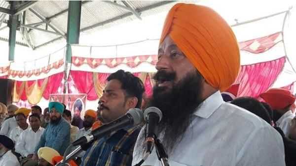 ദില്ലി ബിജെപിയില്‍ നിന്നും കൂട്ടത്തോടെ സിഖ് നേതാക്കളുടെ രാജി ഭീഷണി; അറിയാത്ത ഭാവത്തില്‍ പാര്‍ട്ടി