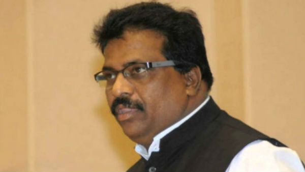 ലോക്ഡൗണ്‍ മാറി ബീവറേജസ് തുറന്നു... പക്ഷേ മാറാതെ കൊടിക്കുന്നിലിന്റെ സമരം, ഒടുവില്‍ സംഭവിച്ചത്!!