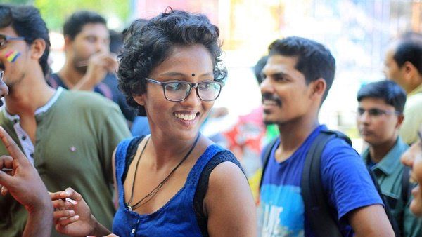 അഞ്ജനയെ കൂട്ടുകാര്‍ കൊണ്ടുപോയി ഇല്ലാതാക്കിയതാണ്; ആരോപണവുമായി അമ്മ മിനി