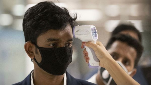 എറണാകുളത്ത് ആരോഗ്യപ്രവർത്തകയ്ക്ക് കൊറോണ വൈറസ്: സഹപ്രവർത്തകർ നിരീക്ഷണത്തിൽ