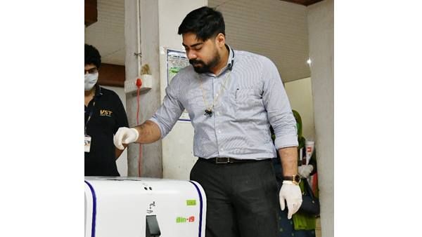 മാസ്ക് അണുവിമുക്തമാക്കുവാന്‍ ഓട്ടോമാറ്റിക് സംവിധാനം: എറണാകുളം കളക്ടറേറ്റ് പുതിയ ദൌത്യത്തിന്!!