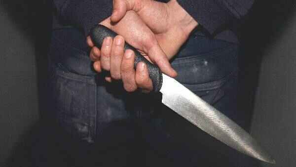 ഫേസ്ബുക്കിൽ ഭാര്യ മറ്റൊരാൾക്കൊപ്പം: മൂന്ന് മക്കളെ കഴുത്തുറുത്ത് കൊലപ്പെടുത്തി പിതാവിന്റെ ആത്മഹത്യ