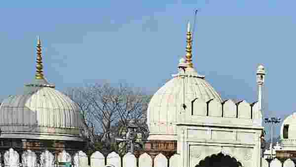 നിയന്ത്രണങ്ങള്‍ പാലിച്ച് പള്ളി തുറക്കണമെന്ന് സമസ്ത; മലപ്പുറത്ത് തുറക്കില്ലെന്ന് സംയുക്ത സമിതി