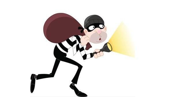 അരീക്കോട് മോഷണത്തിന് പിന്നില്‍ കൃത്യമായ ആസൂത്രണം; നഷ്ടമായത് രണ്ടര ലക്ഷത്തിന്റെ സ്വര്‍ണം