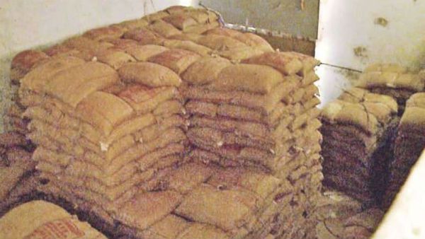 രണ്ടുകോടിയിലധികം ഭക്ഷ്യധാന്യങ്ങള്‍ ഗോഡൗണില്‍... പുഴുവരിച്ച് നശിക്കുന്നു, അന്വേഷണം!!