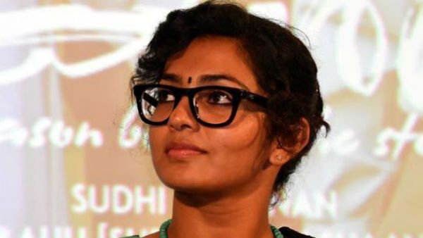 ഡബ്ല്യുസിസിക്കൊപ്പം, സത്യം കാലം തെളിയിക്കുമെന്ന് പാര്‍വതി, സ്ത്രീകളെ വെച്ച് കളിക്കുന്നു!!