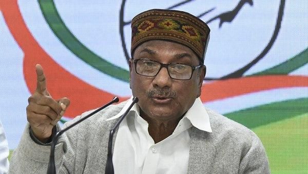 യുദ്ധമുഖത്തെത്തുന്ന ആദ്യത്തെ പ്രധാനമന്ത്രിയല്ല മോദി:വെല്ലുവിളി ഭൂപ്രദേശം വീണ്ടെടുക്കൽ- എകെ ആന്റണി