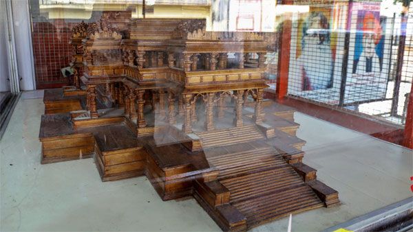 വിവാദ ചര്‍ച്ചകൾ വേണ്ട, ഭൂമി പൂജ കവർ ചെയ്യുന്ന ചാനലുകൾക്ക് പ്രത്യേക നിർദ്ദേശം; ലംഘിച്ചാൽ നടപടി