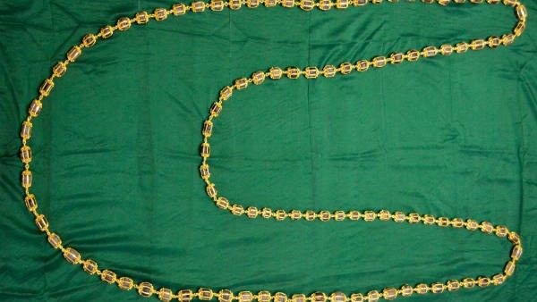 500 രൂപയുടെ ഓട്ടം; കൂലി ചോദിച്ചപ്പോള്‍ തന്നത് രണ്ട് പവന്‍ സ്വര്‍ണമാല, പിന്നെ മൊബൈലും!!