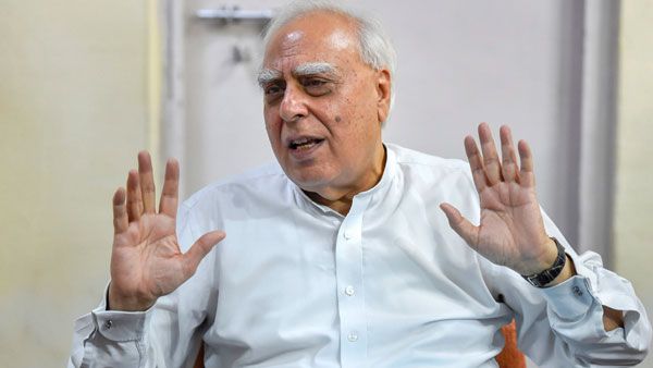 രാഹുലിന് മൂന്ന് പോയിന്റില്‍ കപില്‍ സിബലിന്റെ മറുപടി.... 30 കൊല്ലം ബിജെപിയെ പിന്തുണച്ചിട്ടില്ല!!