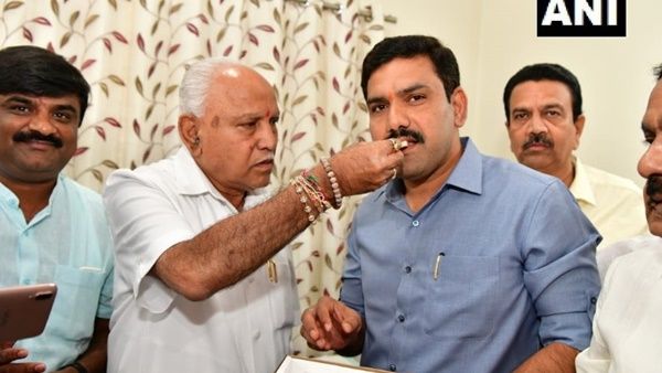 'യഡ്ഡിയുടെ മകന്‍ സൂപ്പര്‍ മുഖ്യന്‍'; യഡിയൂരപ്പക്കെതിരെ പടയൊരുക്കവുമായി എംഎല്‍എമാര്‍, നദ്ദക്ക് കത്ത്
