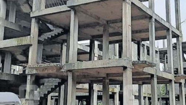 വടക്കാഞ്ചേരി ഭവന പദ്ധതിക്ക് യുണിടാക് 4.25 കോടി കമ്മീഷന്‍ നല്‍കി; പണക്കൈമാറ്റം ആ ദുരന്തദിനത്തില്‍