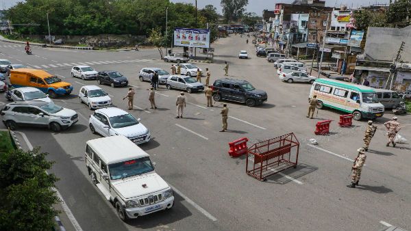 കുമ്പളയില്‍ യുവാവിനെ വെട്ടിക്കൊന്ന സംഭവത്തില്‍ ദുരൂഹത; പ്രതിയുടെ 2 സുഹൃത്തുക്കള്‍ മരിച്ച നിലയില്‍