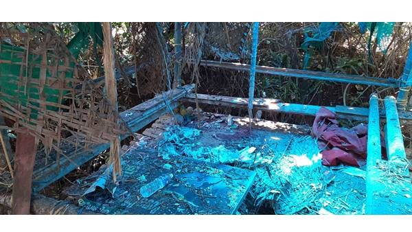 കതിരൂർ സ്ഫോടനം സിപിഎം പ്രതിരോധത്തിൽ: നരി വയലിൽ പോലീസ് റെയ്ഡ് നടത്തി