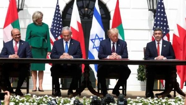 യുഎഇ, ബഹ്‌റൈന്‍, ഇസ്രായേല്‍ സഹകരണ കരാര്‍ ഒപ്പുവച്ചു; ചരിത്രത്തിന്റെ തിരുത്ത് എന്ന് ട്രംപ്