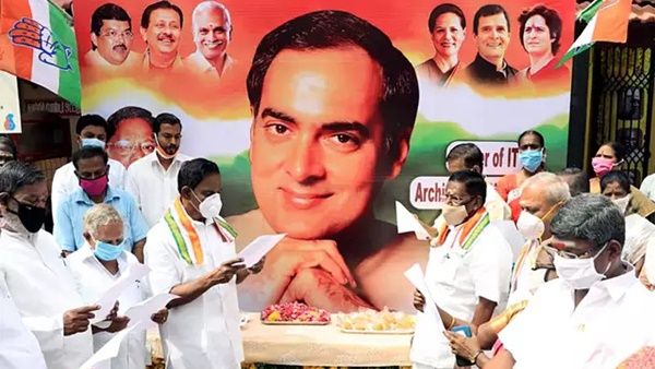 യുപി പിടിക്കാന്‍ രാജീവ് ഗാന്ധിയേയും 'കളത്തിലിറക്കി' കോണ്‍ഗ്രസ്; ലക്ഷ്യം 20 ലക്ഷം യുവാക്കള്‍