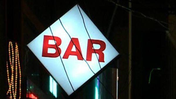 സംസ്ഥാനത്ത് ബാറുകള്‍ ഉടന്‍ തുറന്നേക്കും; കര്‍ശന നിയന്ത്രണങ്ങള്‍, ഭക്ഷണം പങ്കുവെച്ച് കഴിക്കരുത്