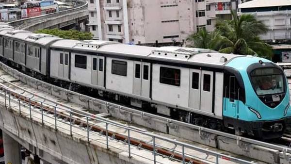 കൊച്ചിൻ മെട്രോയ്ക്ക് കൂടുതൽ സൌരോർജ്ജമെത്തിക്കും: പുതിയ പദ്ധതിയുമായി കെഎംആർഎൽ!!