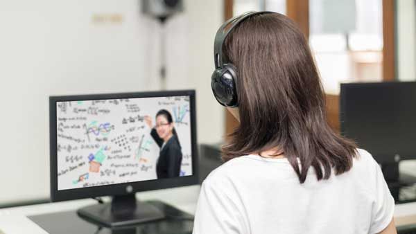 40 കുട്ടികളുള്ള ക്ലാസിൽ 48 പേര്‍: ഓൺലൈൻ ക്ലാസുകളുടെ ലിങ്കും പാസ്‌വേഡും ഷെയര്‍ ചെയ്യരുത്