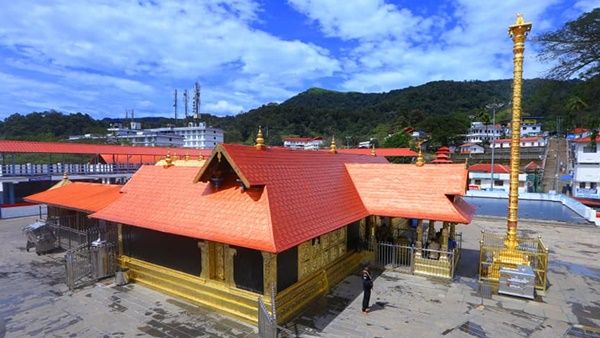 ശബരിമലയില്‍ ഭക്തരുടെ എണ്ണം വര്‍ധിപ്പിക്കും; തീരുമാനം ഉടനുണ്ടാകുമെന്ന് ദേവസ്വം ബോര്‍ഡ് പ്രസിഡന്‍റ്